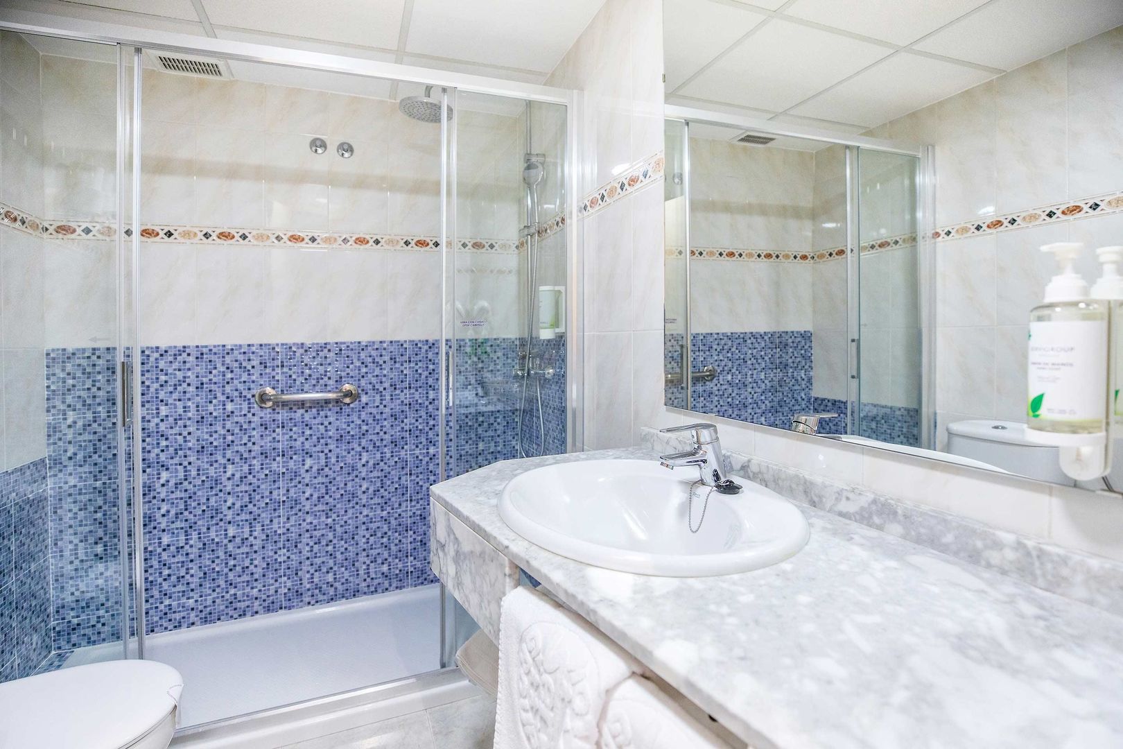 Hotel Servigroup Rialto – Badkamer, Benidorm