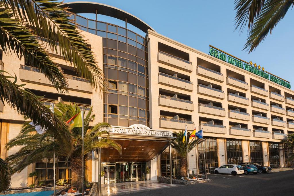 Elba Vecindario Aeropuerto Business & Convention Hotel – Hotelgevel, Vecindario