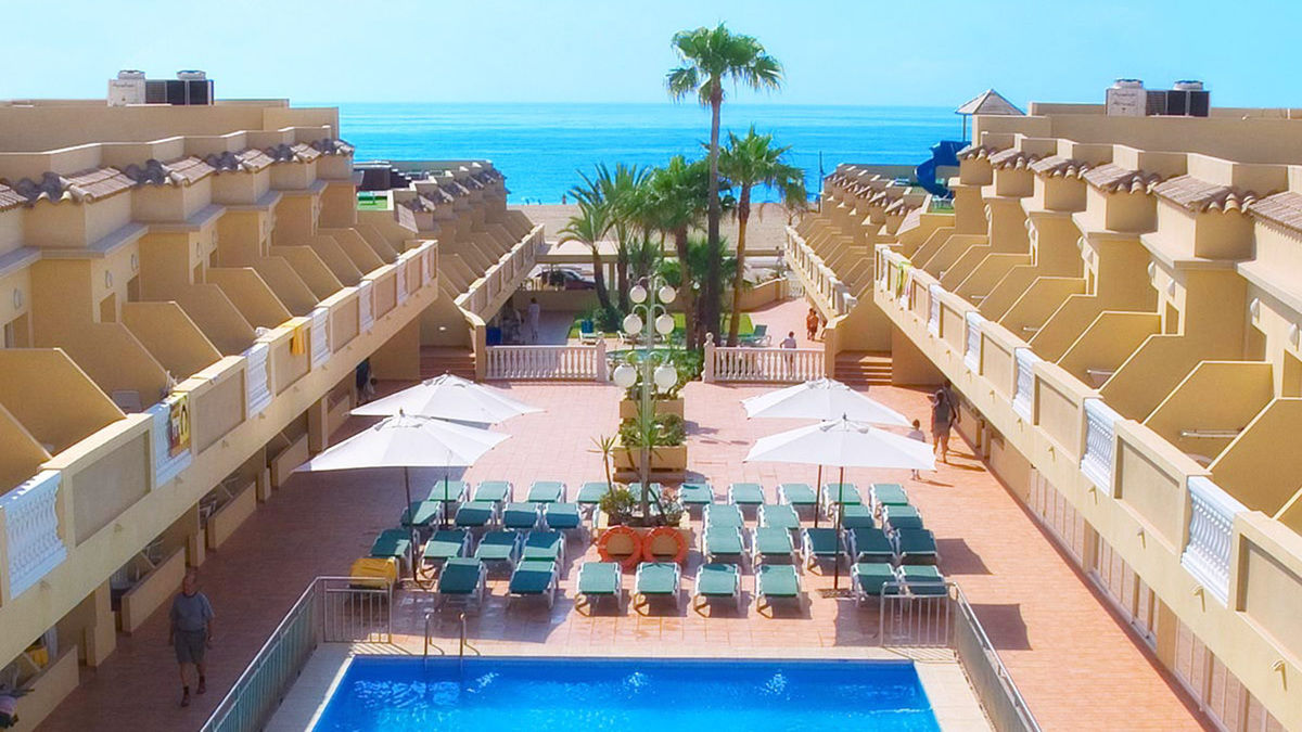 RH Casablanca Suites