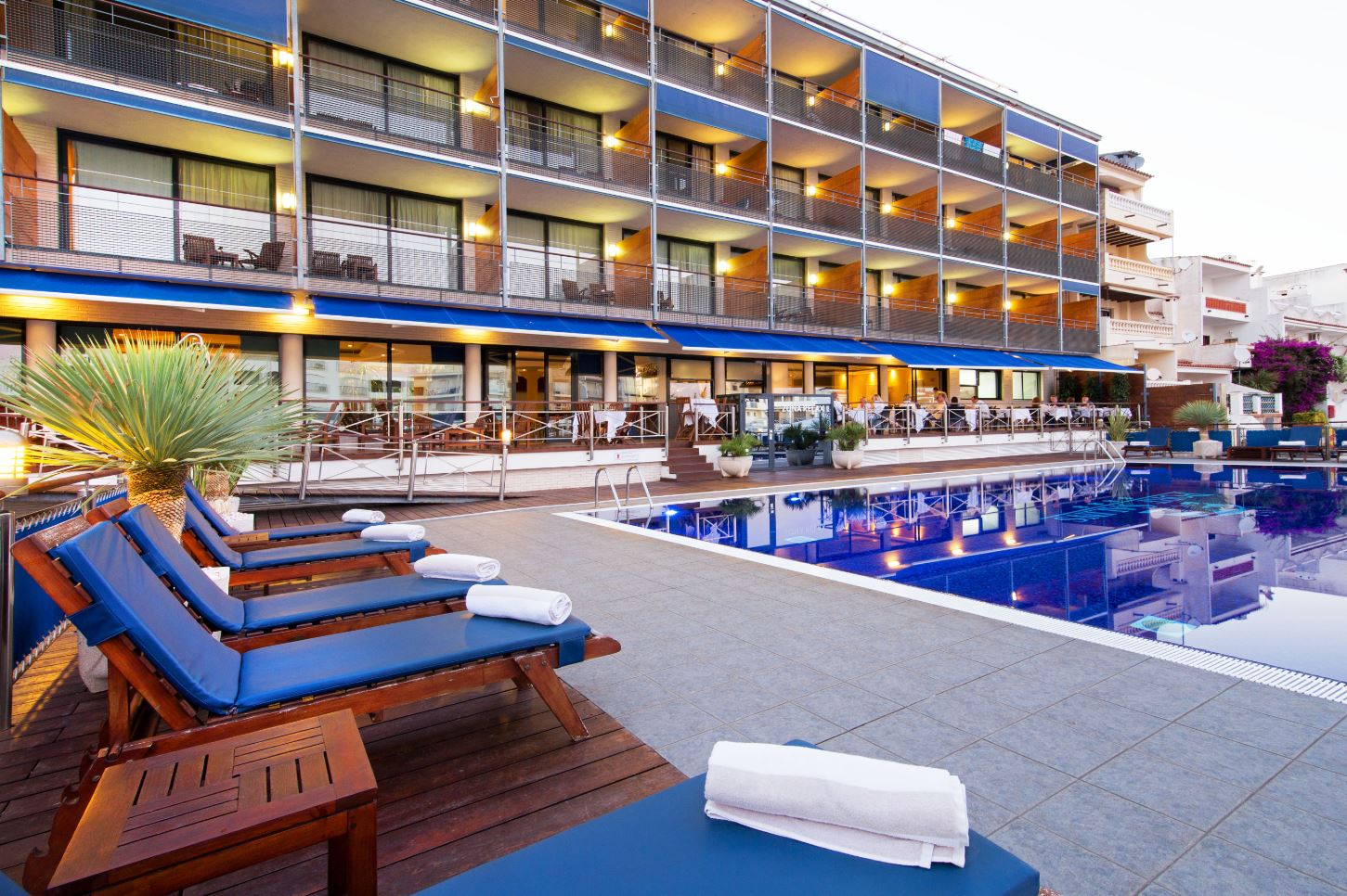 Hotel Port Salins by Pierre & Vacances cover