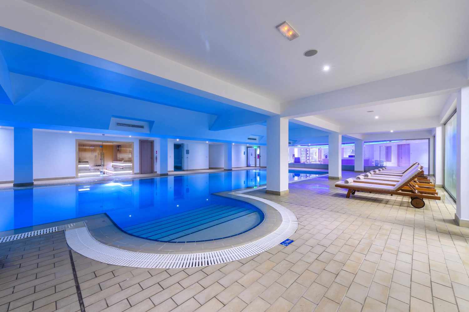 Asterias Beach Hotel – Binnenzwembad, Ayia Napa