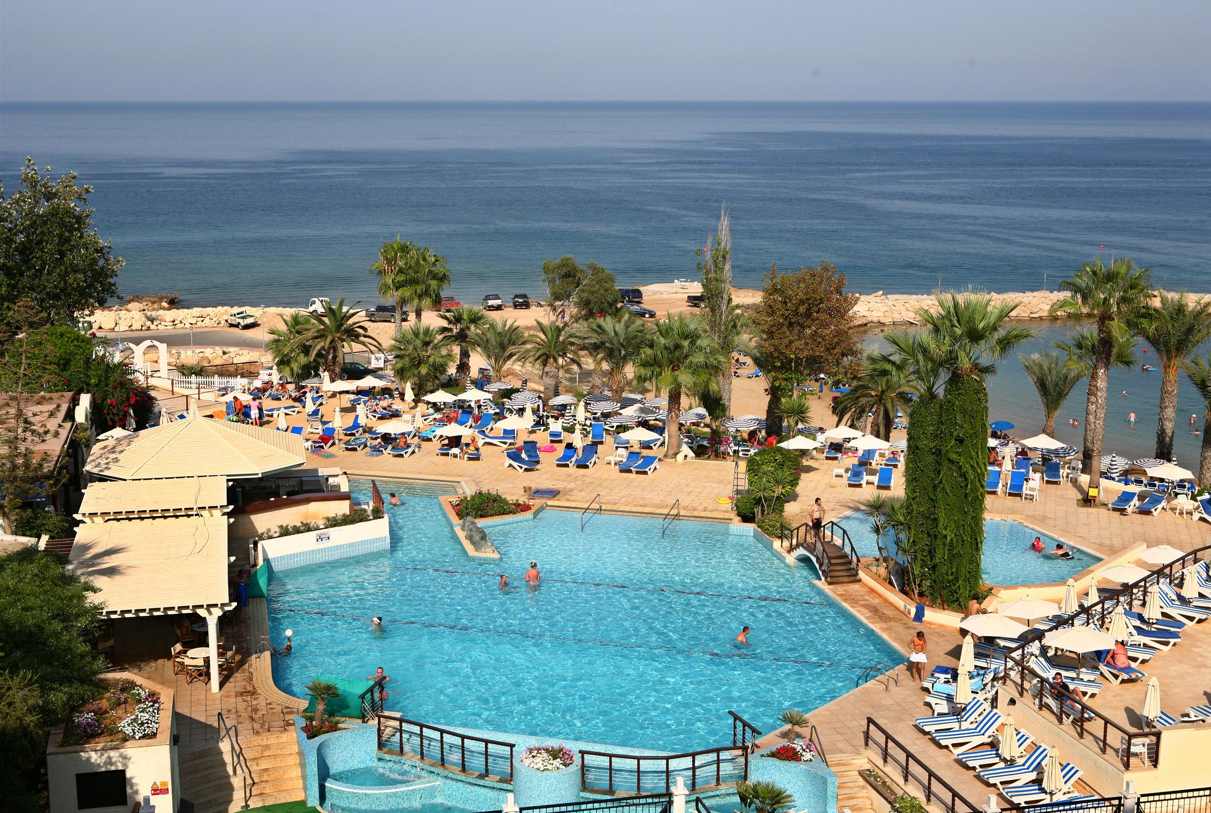 The Golden Coast Beach Hotel, Protaras