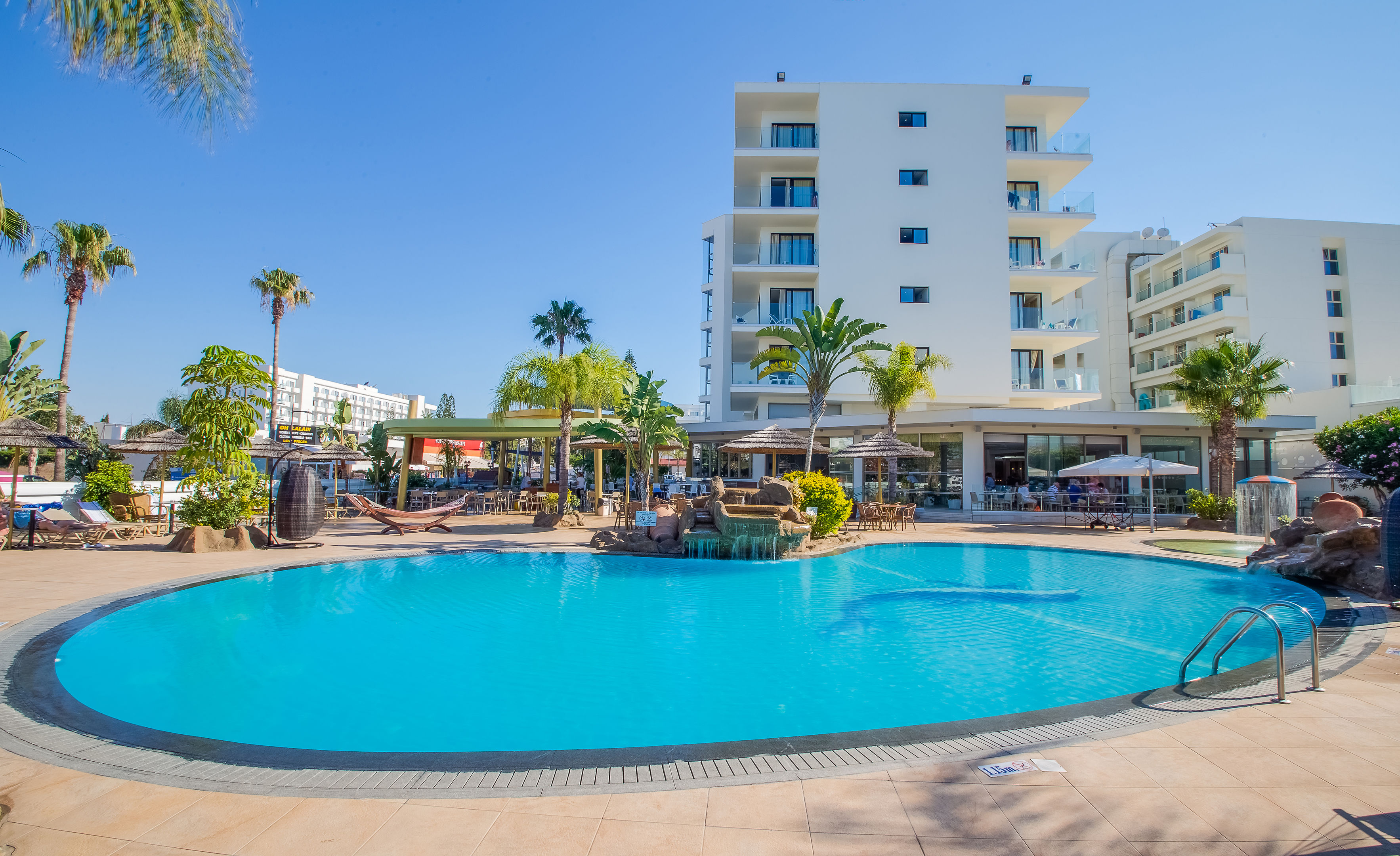 Stamatia Hotel – Zwembad met hotel, Ayia Napa