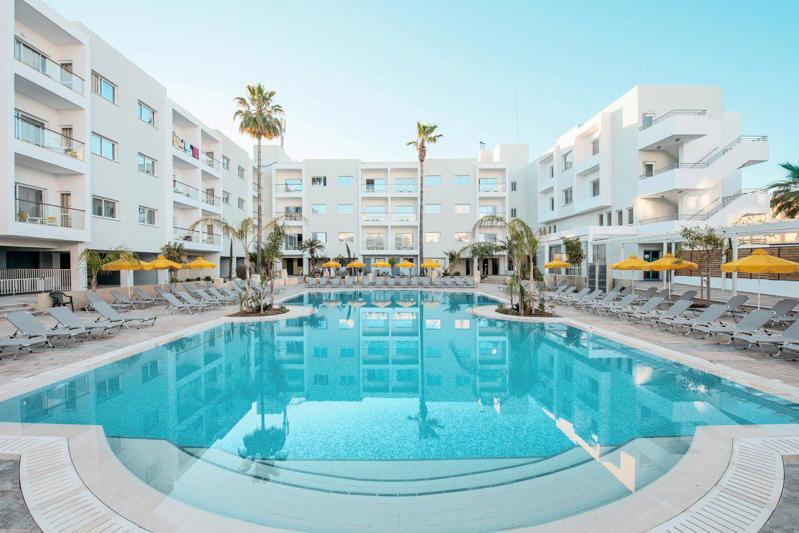 Mayfair Hotel – Zwembad met hotel, Paphos