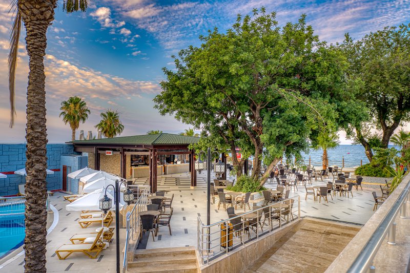 Sealife Kemer Resort Hotel – Terras met zeezicht, Kemer