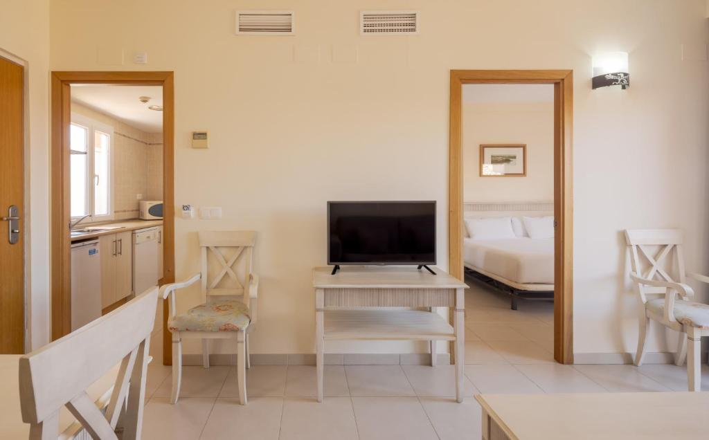 Aparthotel ILUNION Sancti Petri – Appartement met woonkamer, Novo Sancti Petri