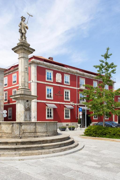 AP Dona Aninhas – Gevel met boom, Viana do Castelo