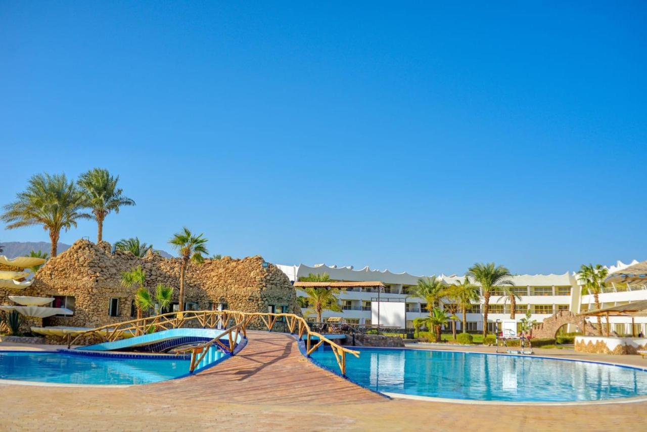 Nuweiba Club Resort – Zwembad en resort, Nuweiba