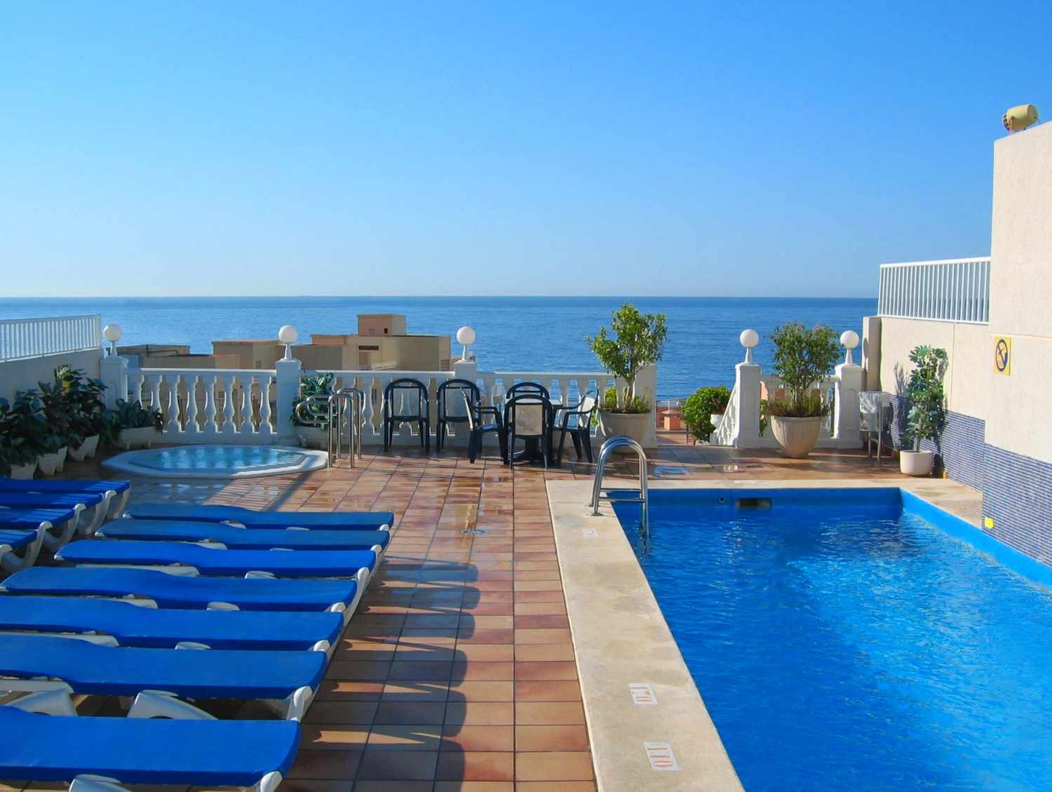 Hotel Avenida – Dakterras met zwembad, Benidorm