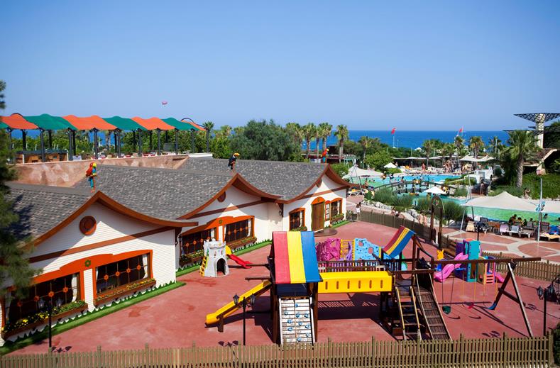 Limak Limra Hotel & Resort – Speeltuin, Kiris