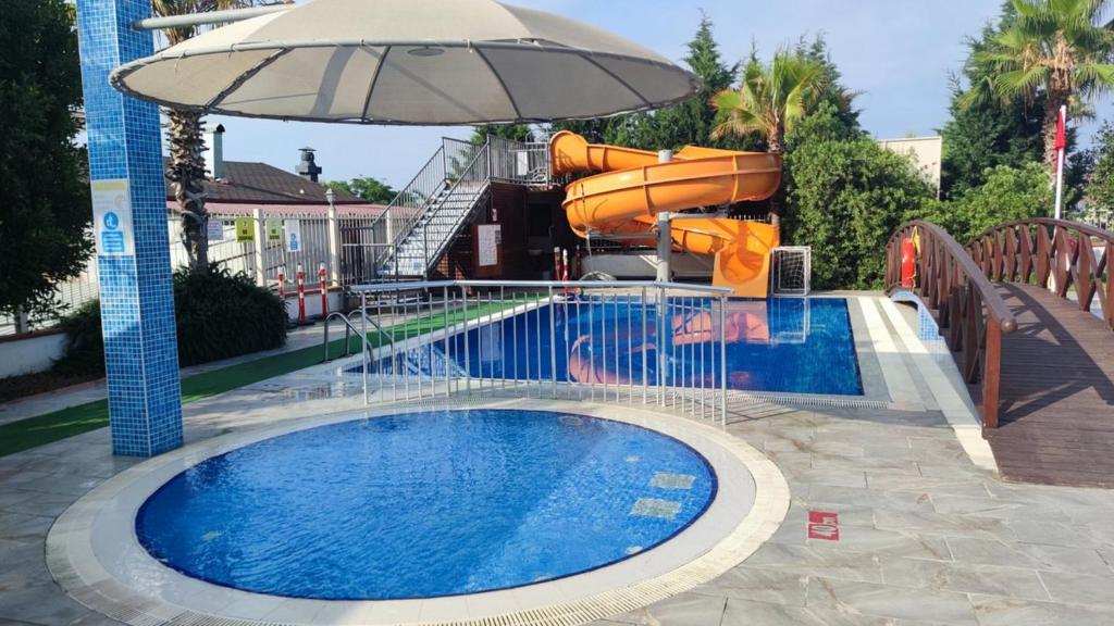 Sey Beach Hotel & Spa – Kinderzwembad met glijbaan, Alanya