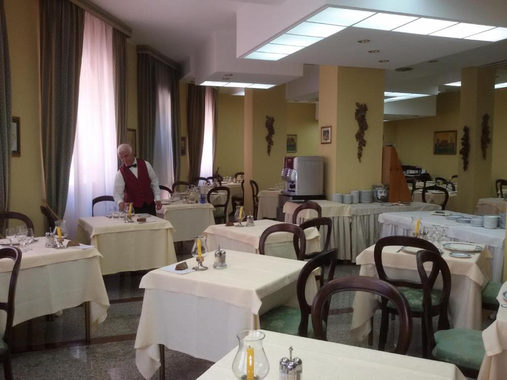 Hotel Ipanema – Restaurantzaal, Taormina