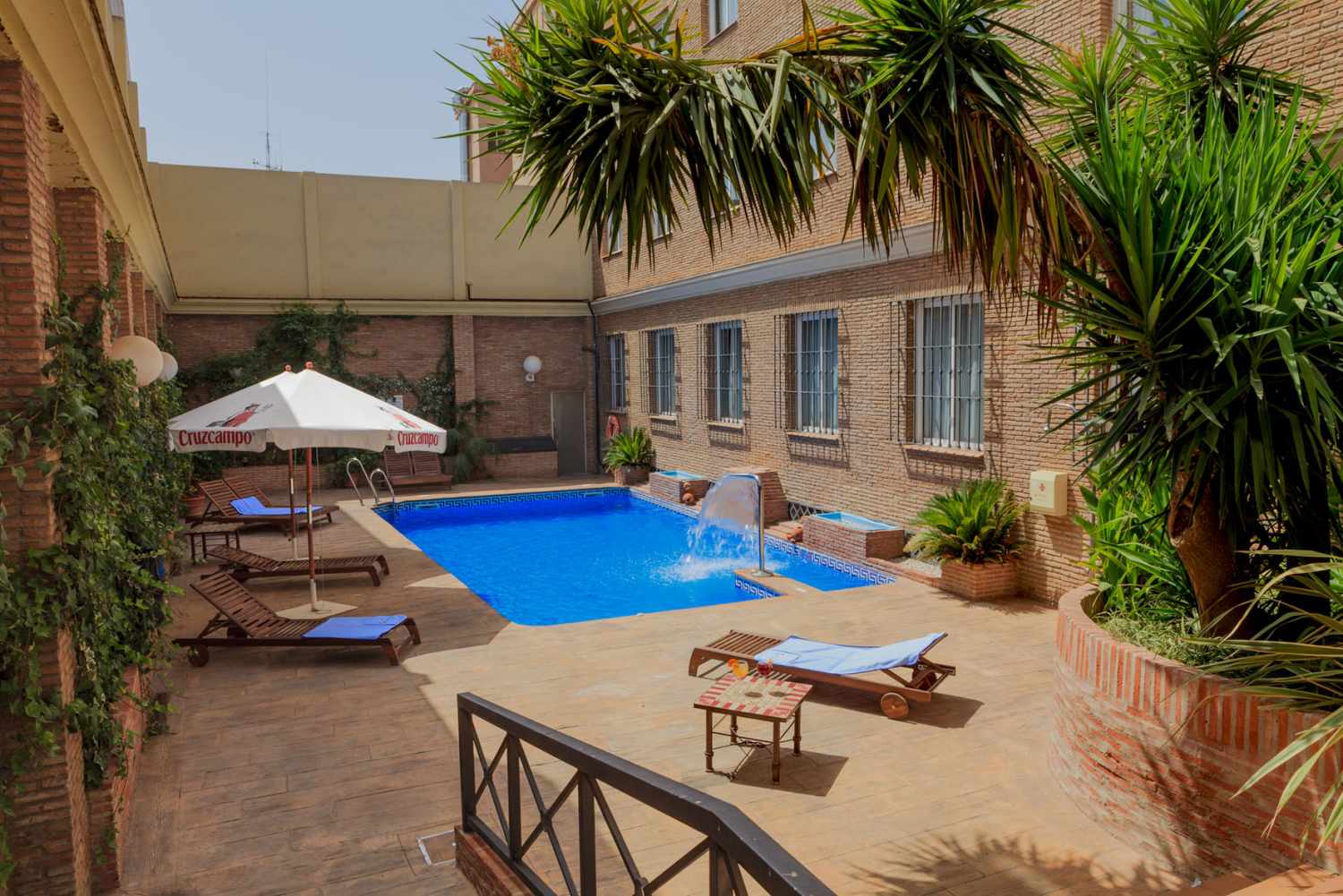 Hotel Bellavista Sevilla – Zwembad op binnenplaats, Sevilla