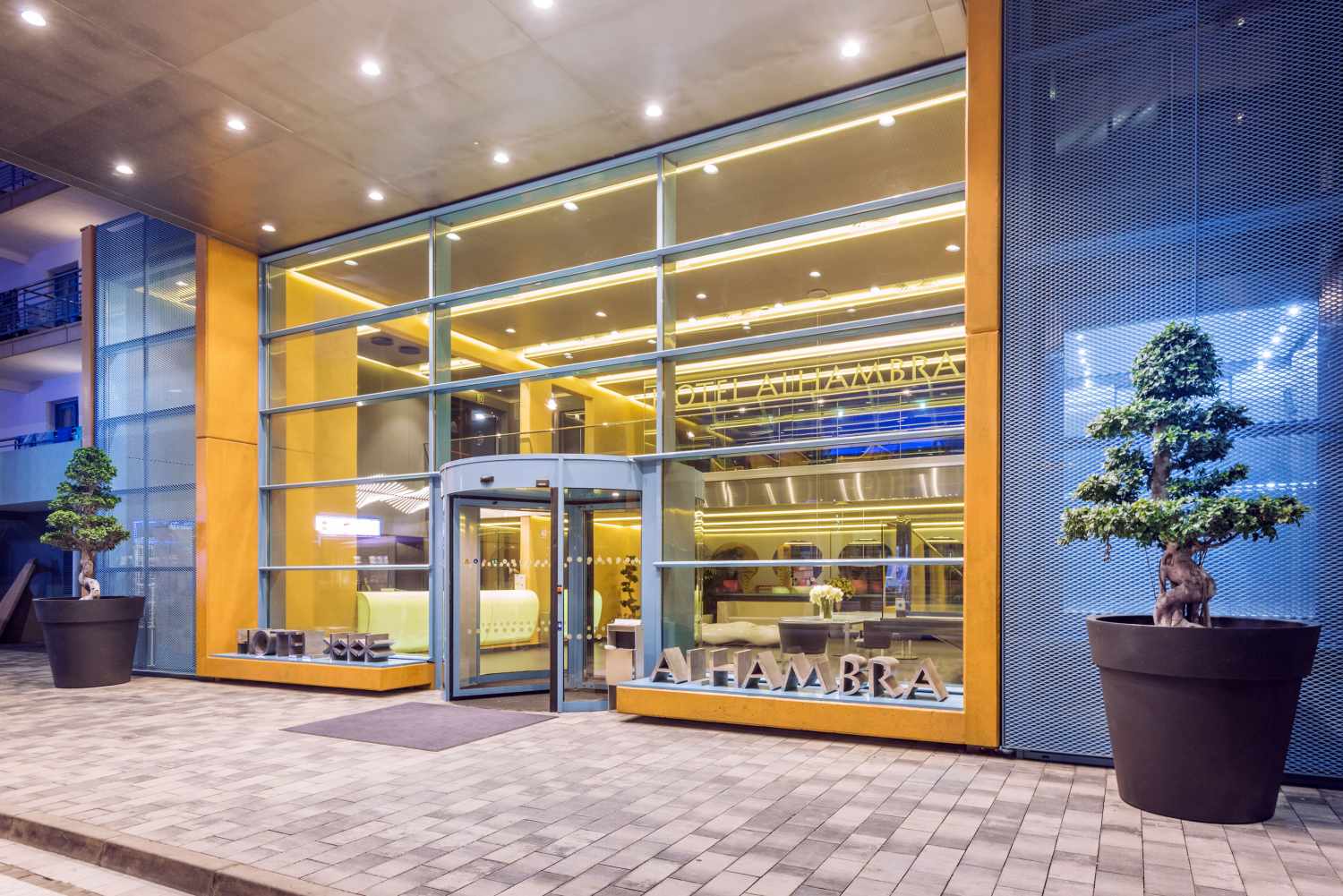 Hotel Alhambra – Entree, Santa Susanna
