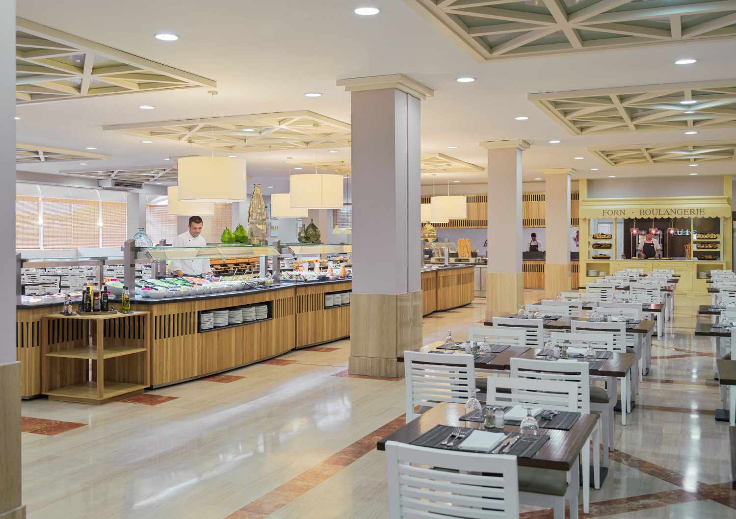 H10 Mediterranean Village – Restaurant, Salou