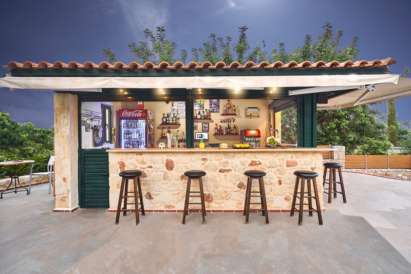 Dionysos Hotel Apartments & Studios – Poolbar, Stalis