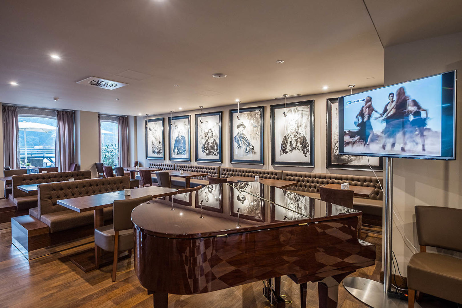 Vila Galé Porto Ribeira – Lounge met piano, Porto