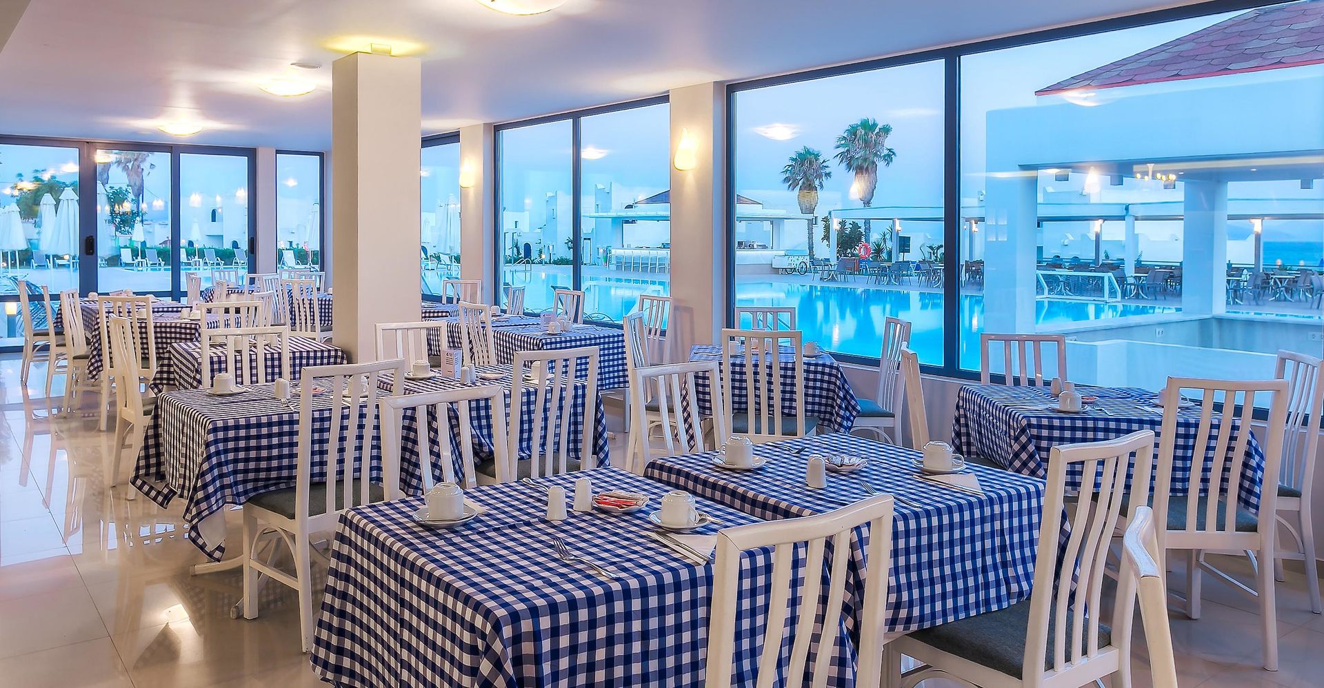 Aeolos Beach Hotel – Restaurant, Lambi