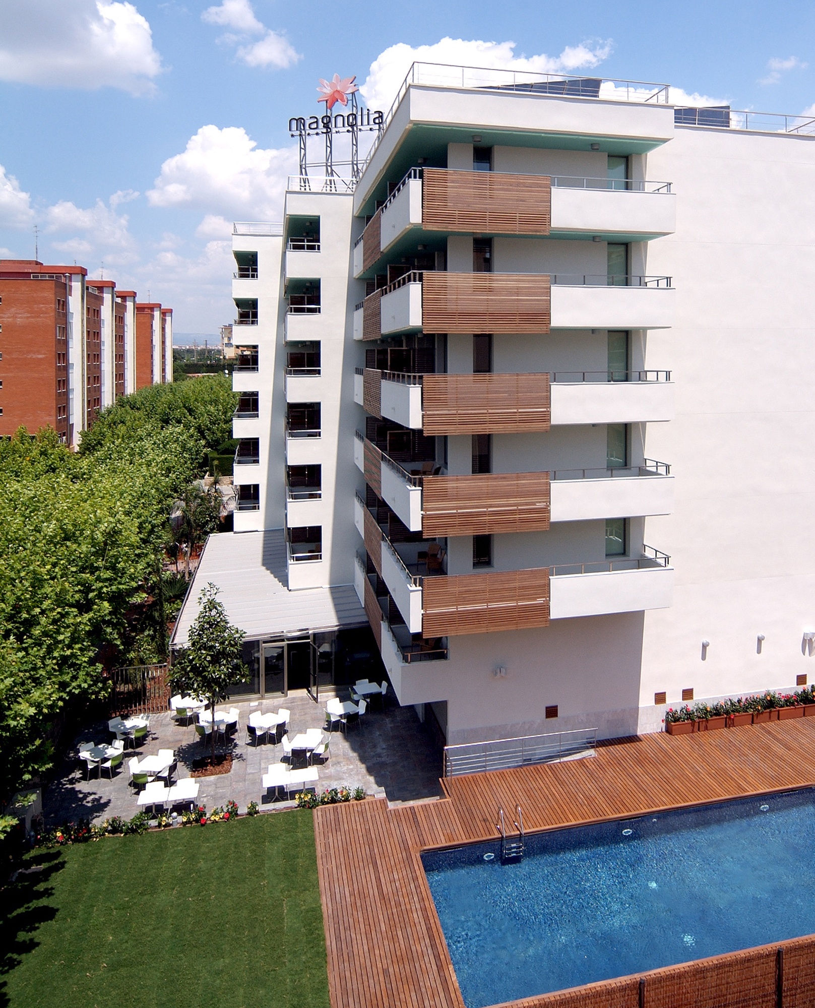 Magnolia – Gevel met balkons, Salou