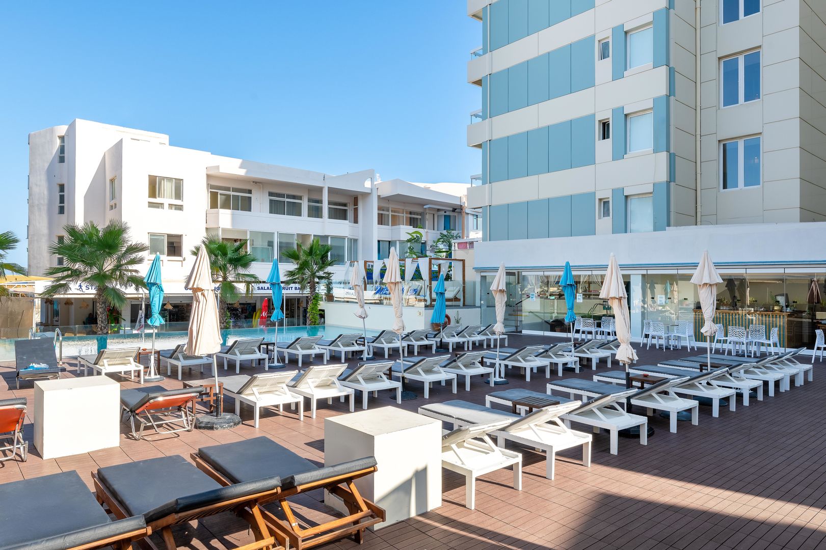 Arte Hotel – Zwembad met ligbedden, Rhodos Stad