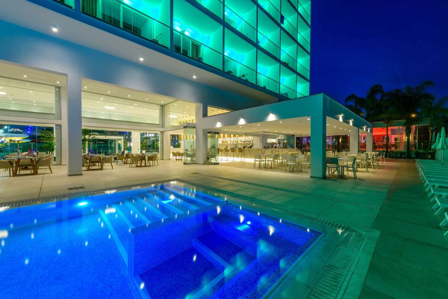 Tasia Maris Seasons Hotel cover