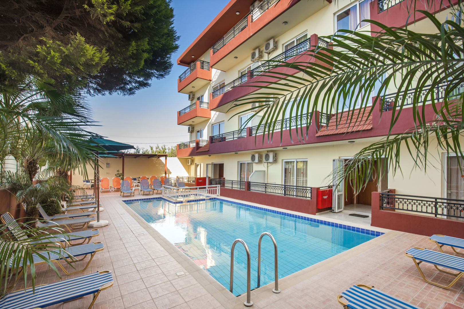 Alea Hotel & Appartementen – Zwembad en appartementen, Ialysos