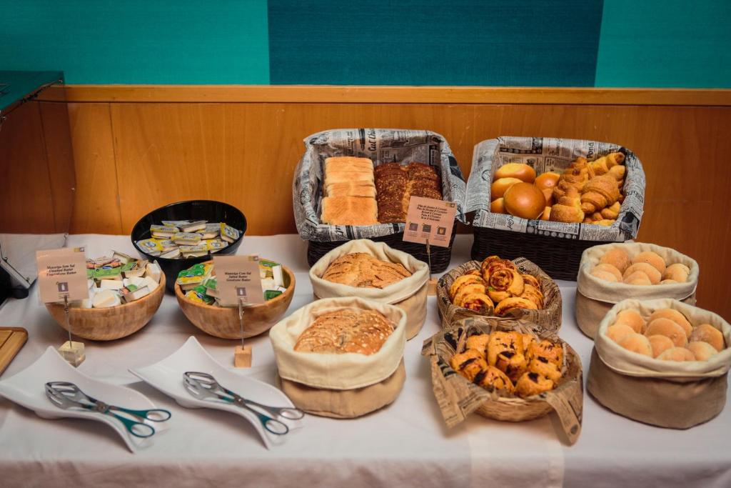 AP Victoria Sport & Beach Hotel – Ontbijtbuffet, Albufeira