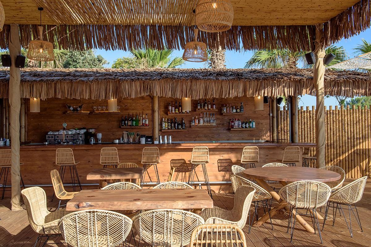 Theo Hotel – Strandbar, Agia Marina