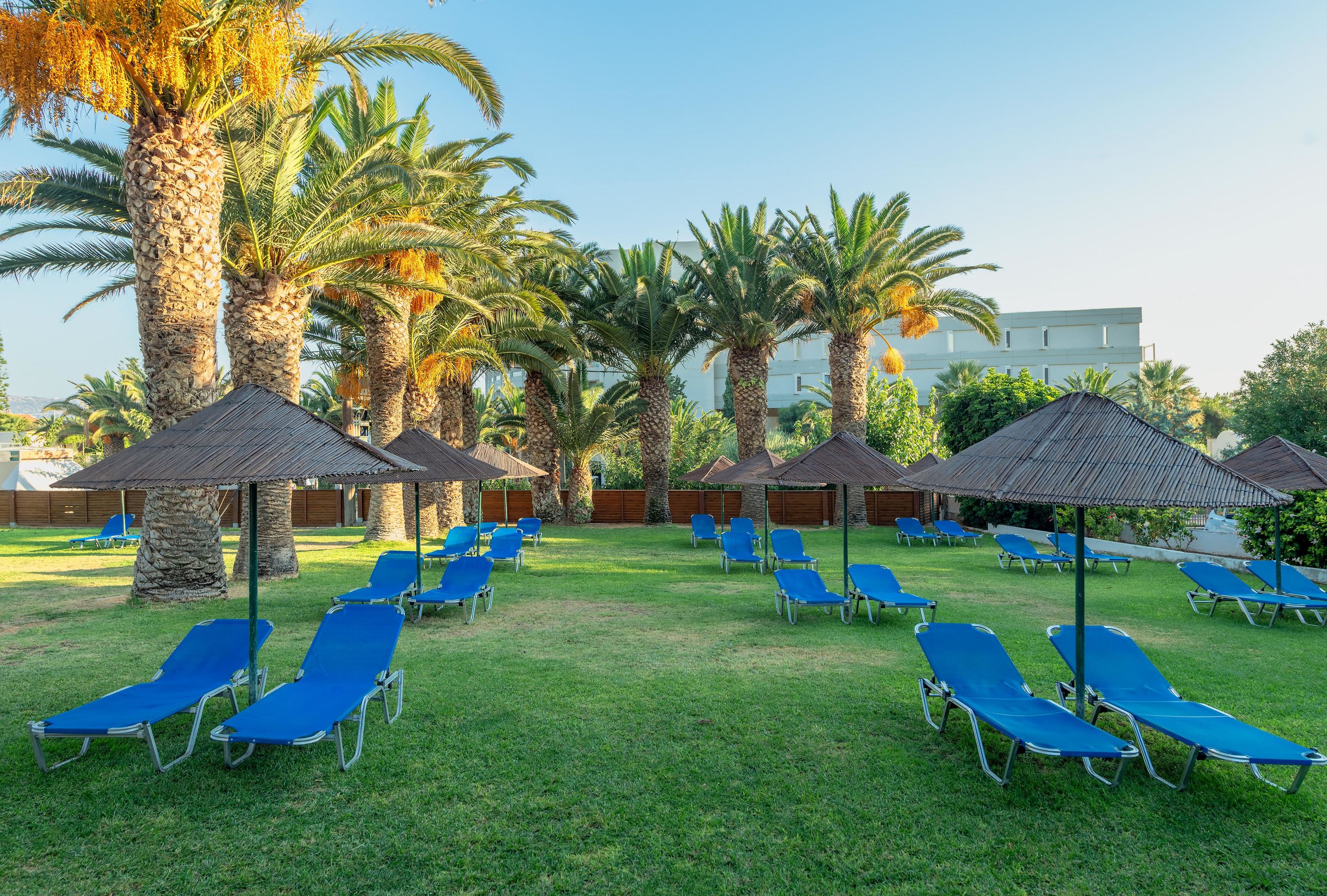 CHC Marilena Hotel – Palmen en ligbedden, Amoudara