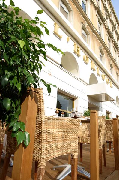 Hotel Aston La Scala – Terras bij gevel, Nice