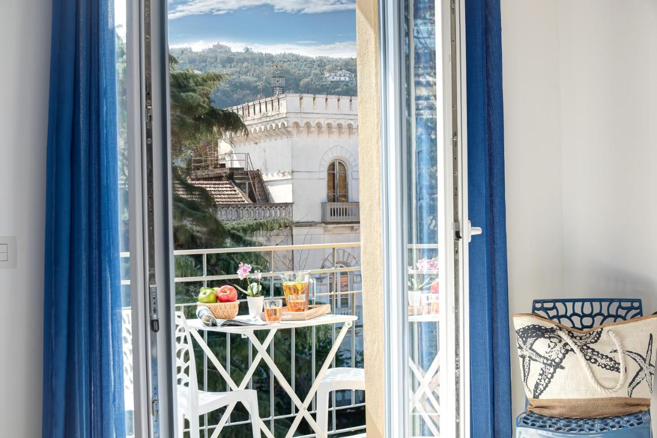 So' Lifestyle Hotel Sorrento – Balkon met ontbijt, Sorrent, Napels