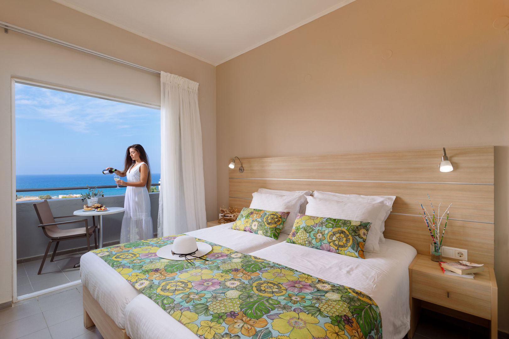 Oasis Hotel – Kamer met balkon, Perama