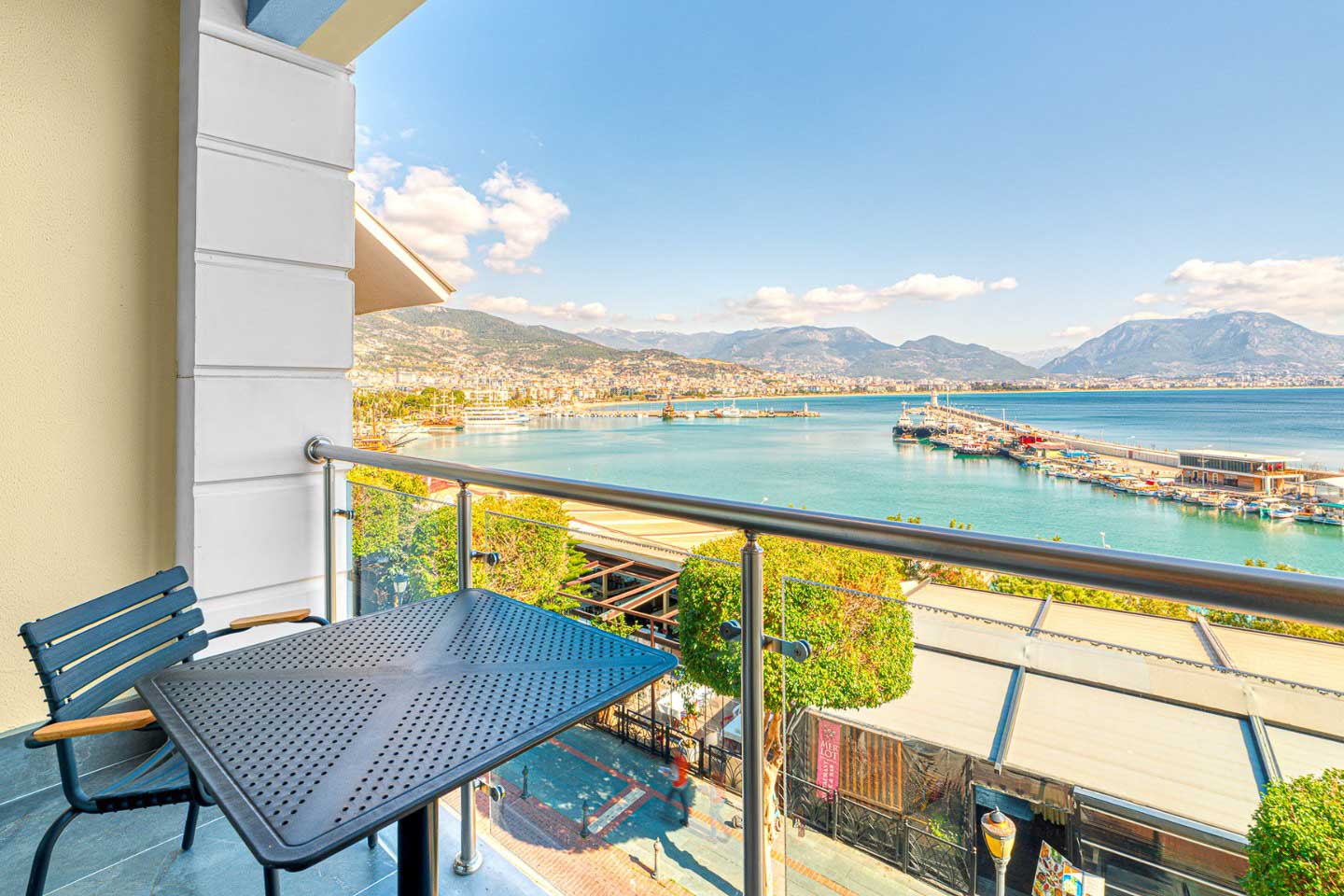 Numa Port Hotel – Balkon met baaiuitzicht, Alanya