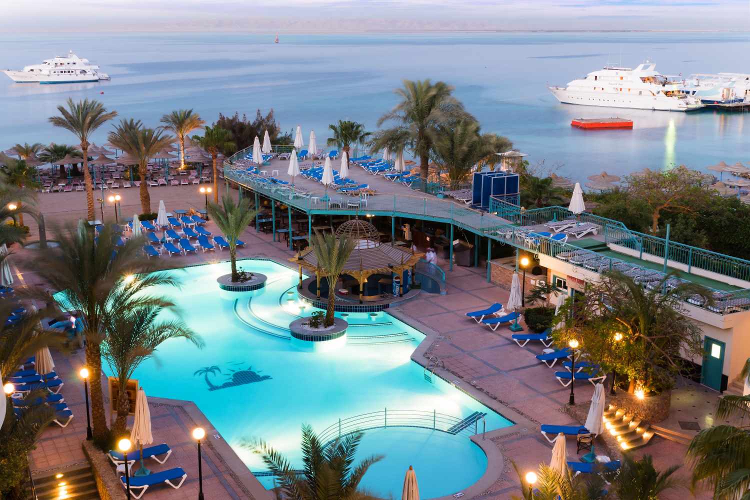 Bella Vista Resort – Zwembad bij avond, Hurghada