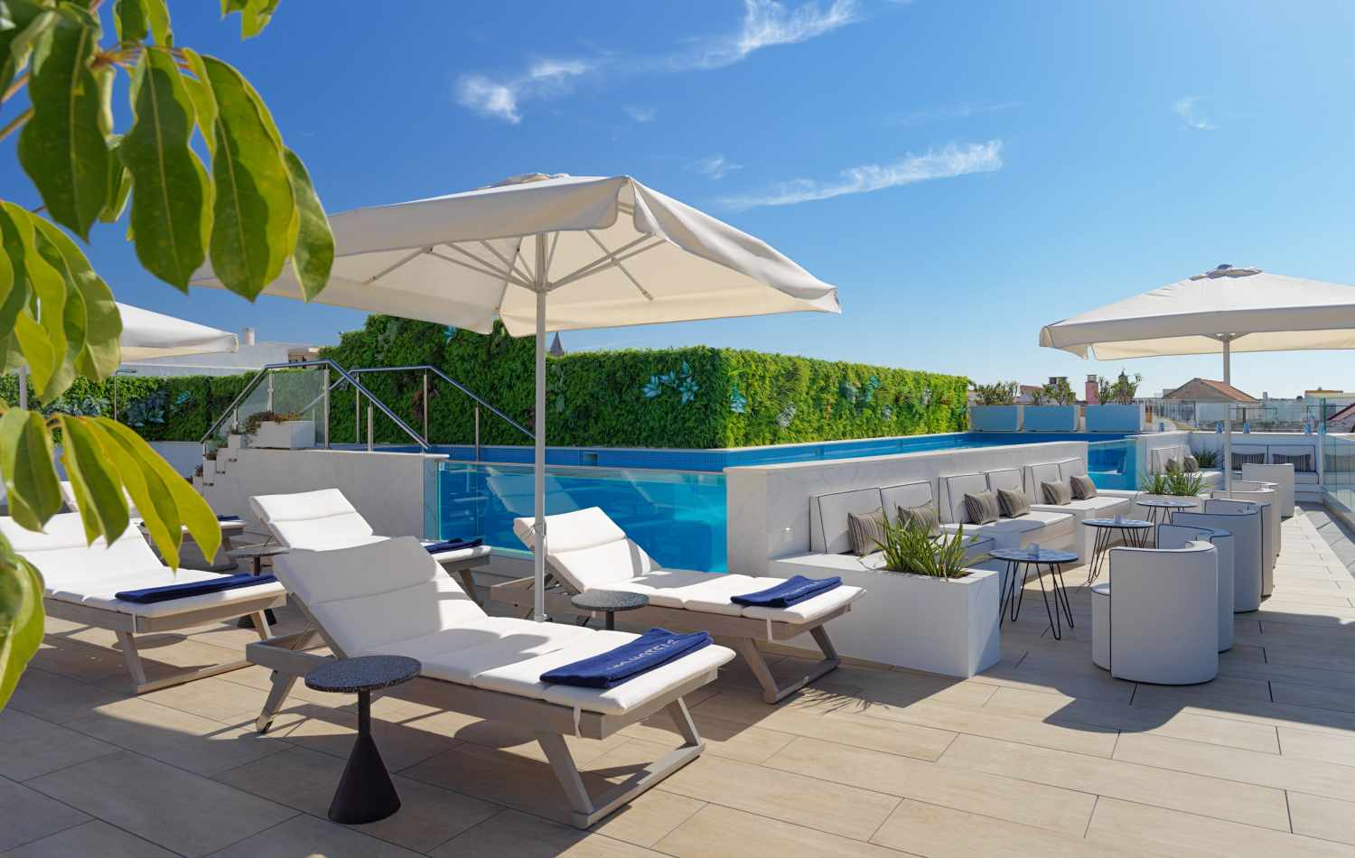H10 Casa de la Plata – Dakterras met zwembad, Sevilla
