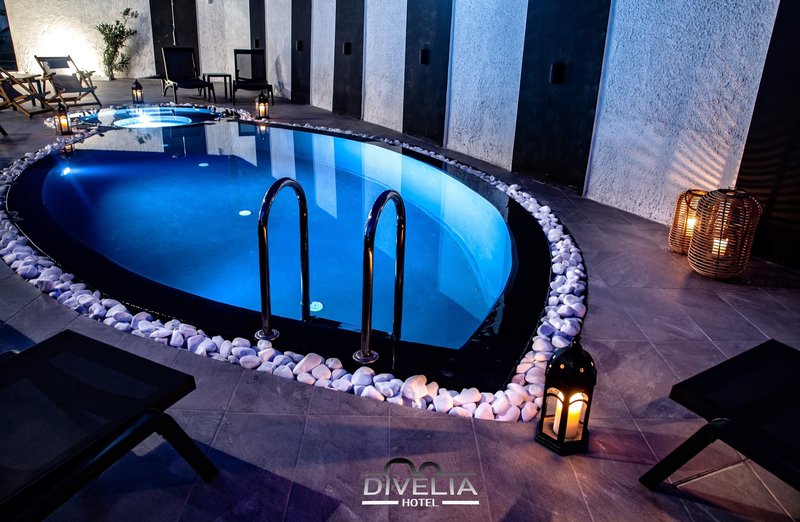 Divelia Hotel – Verlicht zwembad, Perissa