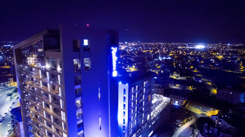 Radisson Blu Hotel, Larnaca – Uitzicht bij nacht, Larnaca