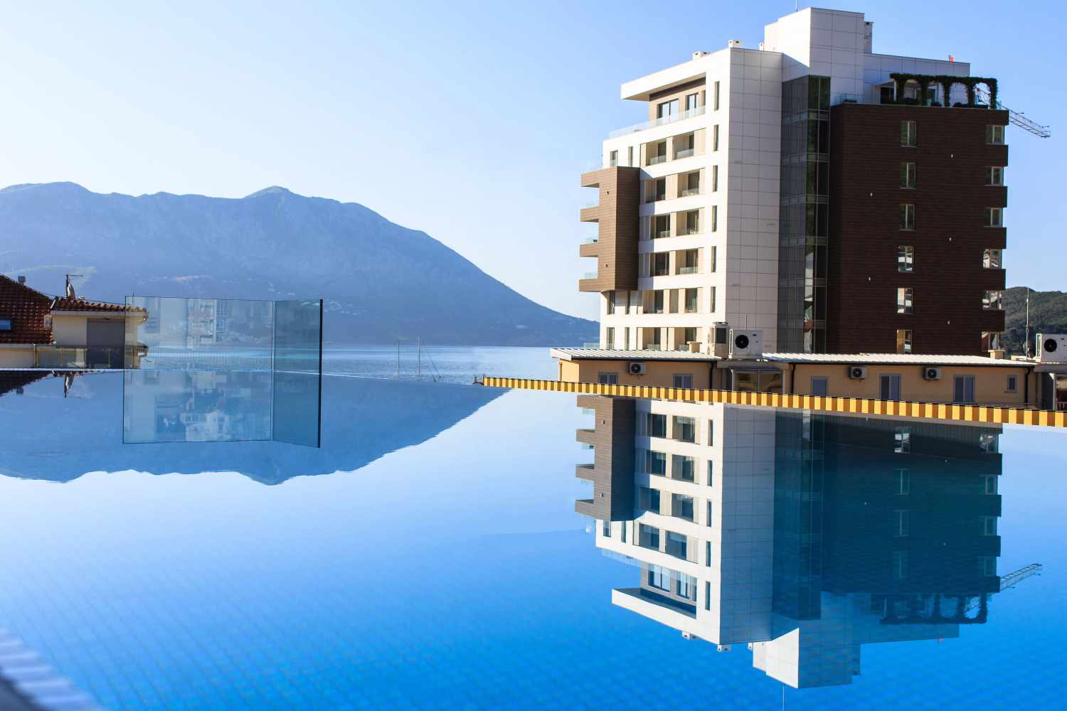 Hotel Fagus by Aycon – Zwembad met spiegeling, Budva