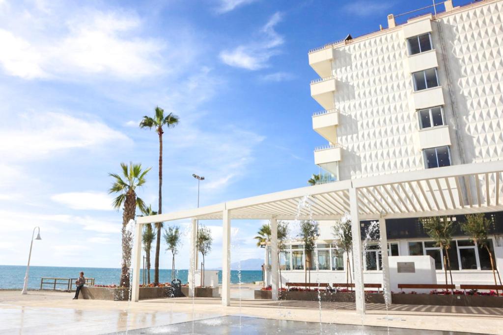 Fay Victoria Beach – Hotel met terras aan zee, Rincón de la Victoria