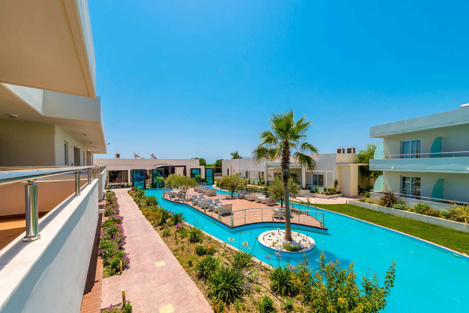 Afandou Bay – Lagunezwembad met palm, Afandou