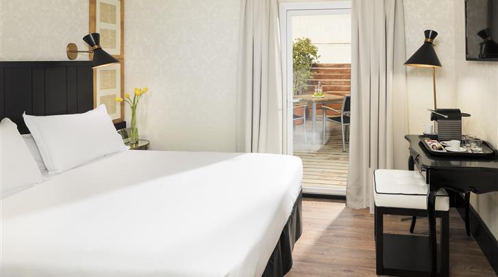Hotel H10 Catalunya Plaza cover