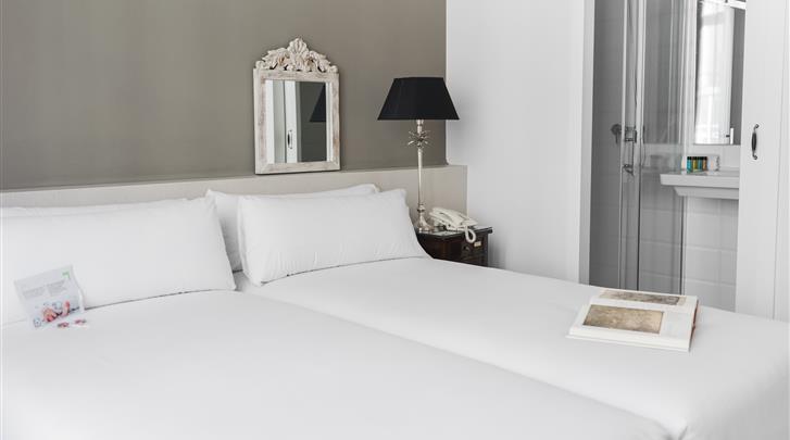 Hotel Meson Castilla Atiram cover