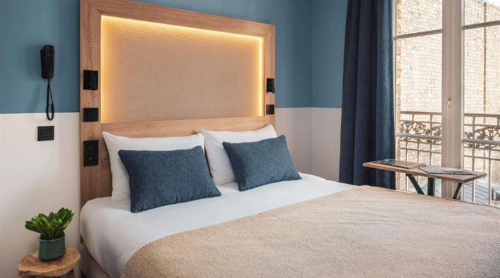 Hotel Ibis Styles Paris Montmartre Nord cover