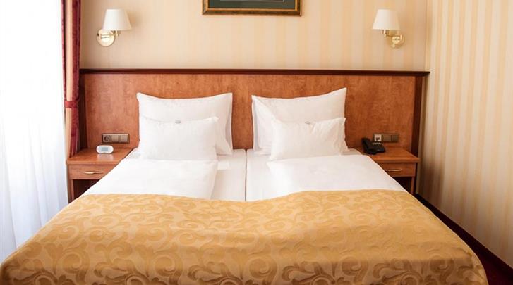 Hotel Opera Suites