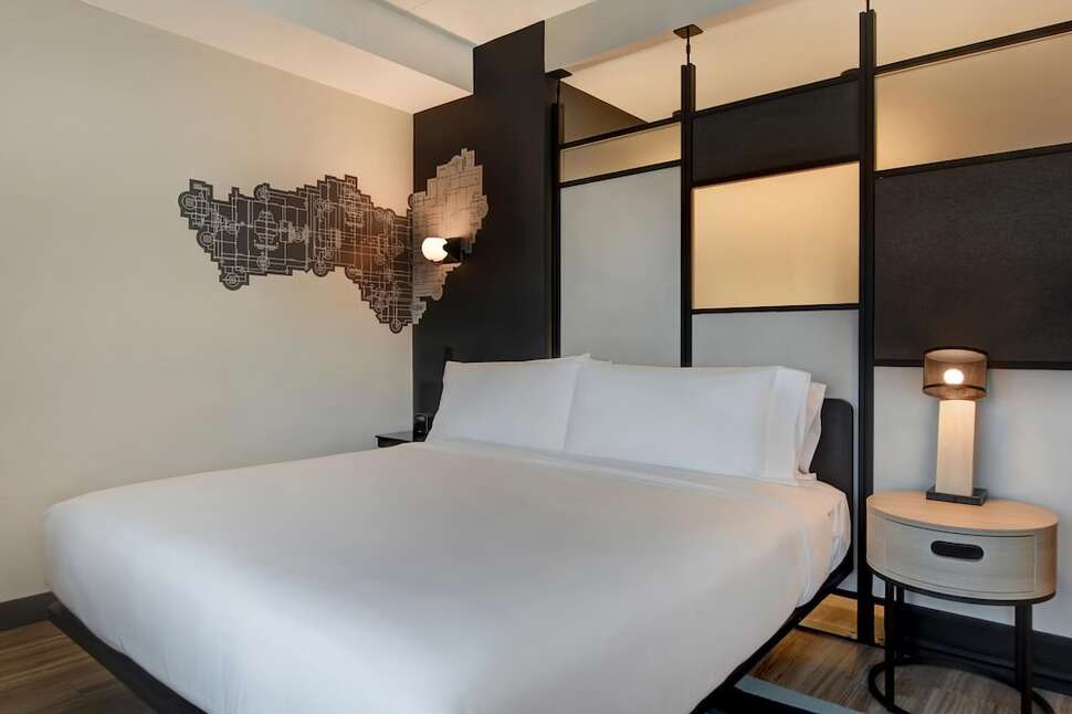 Aloft Secaucus Meadowlands cover