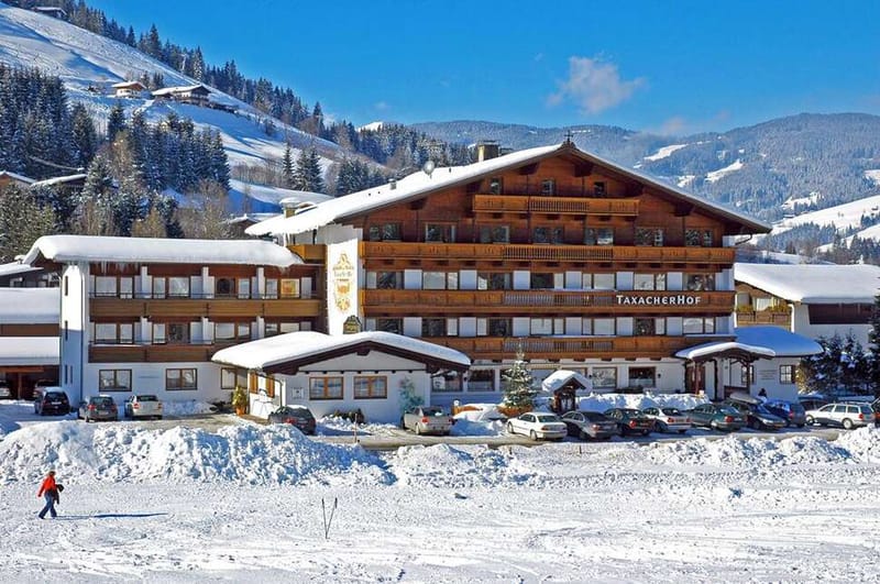 Hotel Taxacherhof cover