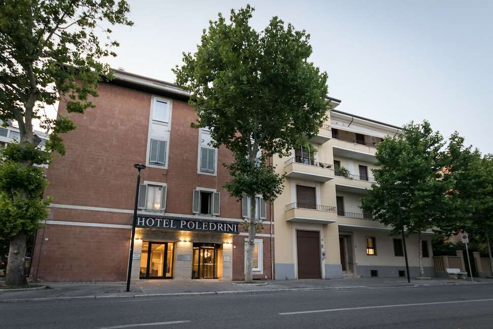 Hotel Poledrini cover