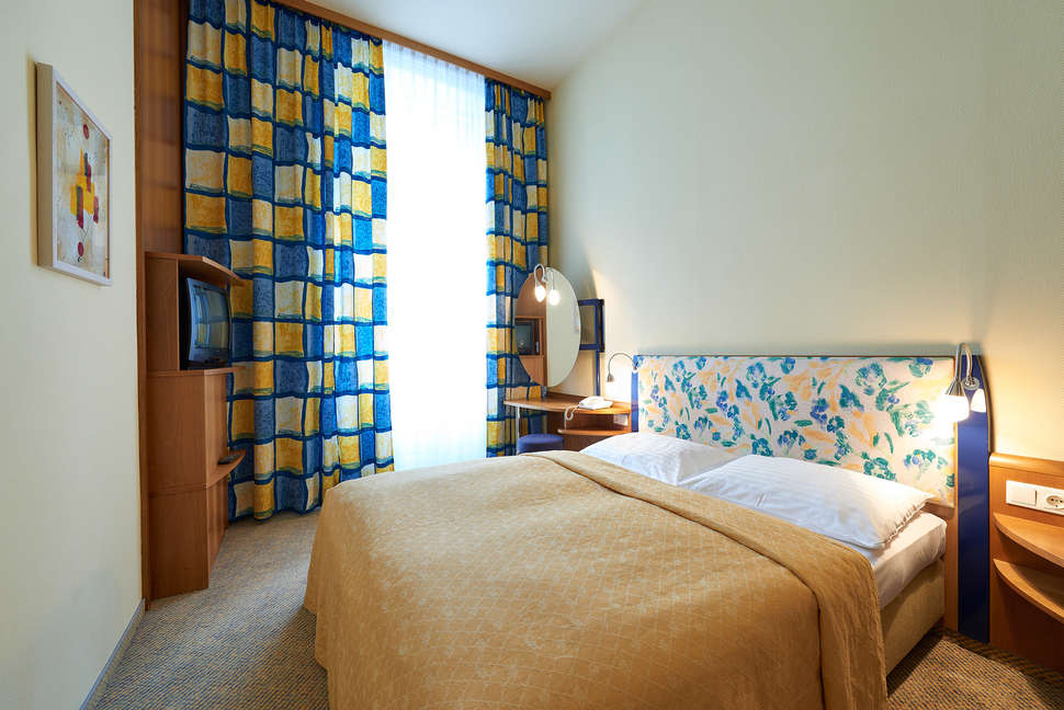 HiLight Suites Hotel
