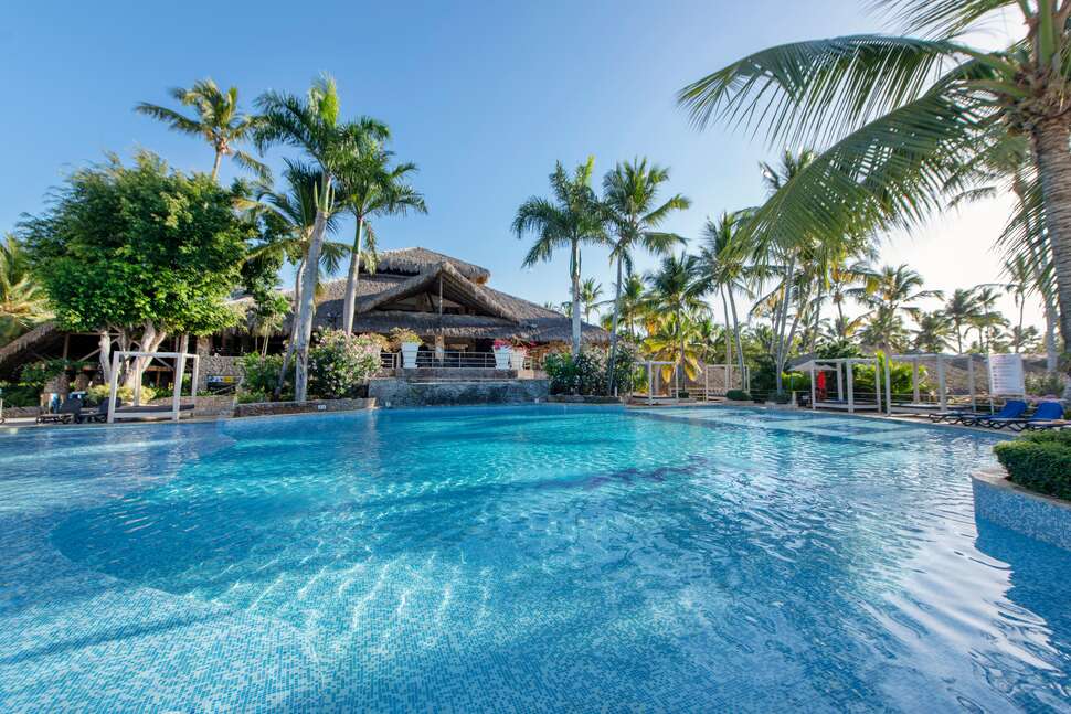 Viva Wyndham Dominicus Palace cover