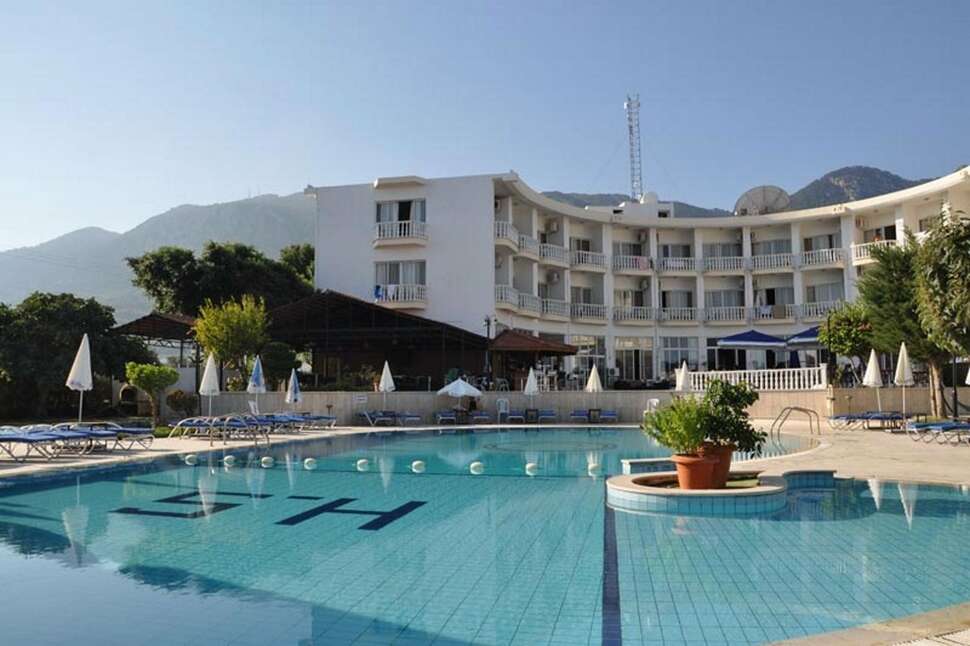 Hotel Sempati cover